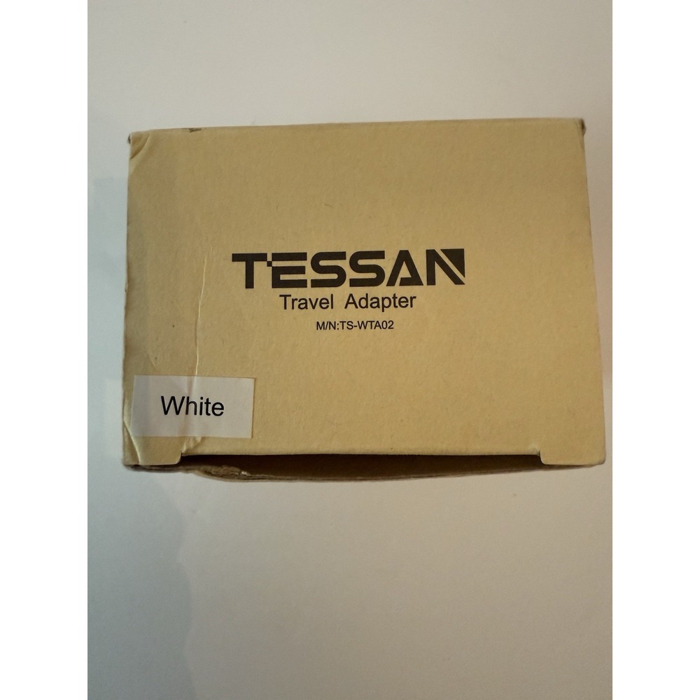 TESSAN Universal Travel Adapter, White - New In Box M/N:TS -WTA02